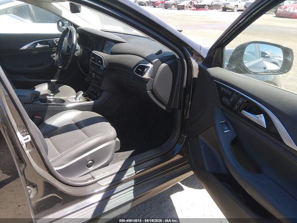 2017 INFINITI QX30 LUXURY