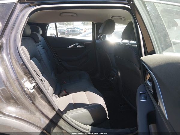 2017 INFINITI QX30 LUXURY