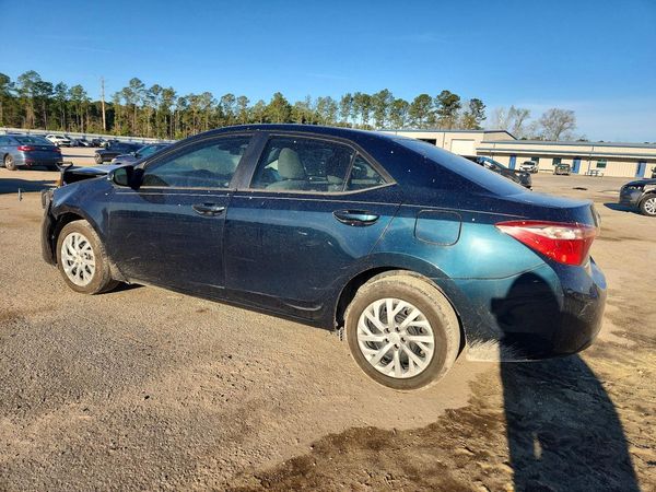 2017 TOYOTA COROLLA