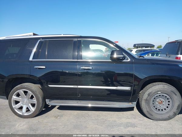 2017 CADILLAC ESCALADE LUXURY