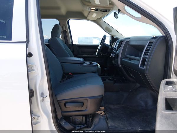 2018 RAM 2500 TRADESMAN  4X4 8' BOX — I5