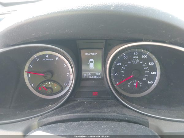 2016 HYUNDAI SANTA FE SE
