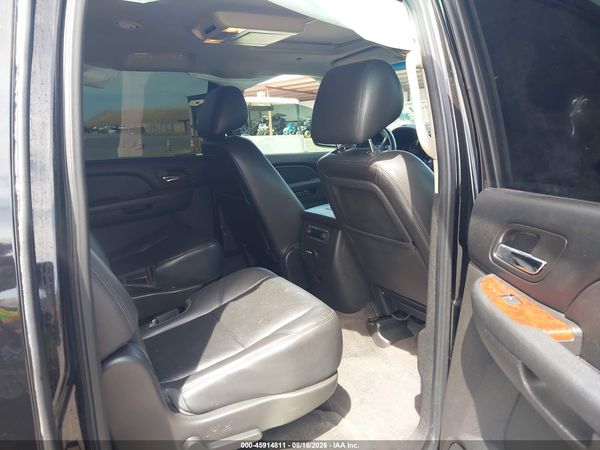 2013 CHEVROLET SUBURBAN LTZ — I8