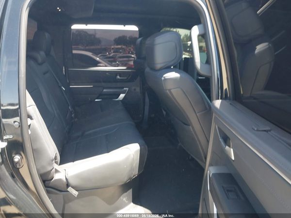 2024 TOYOTA TUNDRA PLATINUM