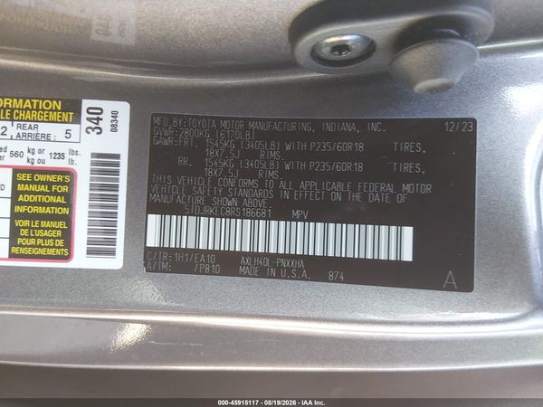 2024 TOYOTA SIENNA XLE