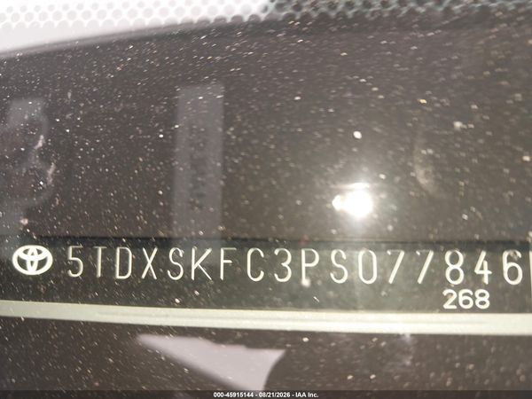 2023 TOYOTA SIENNA XSE