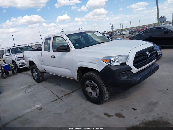 2017 TOYOTA TACOMA SR