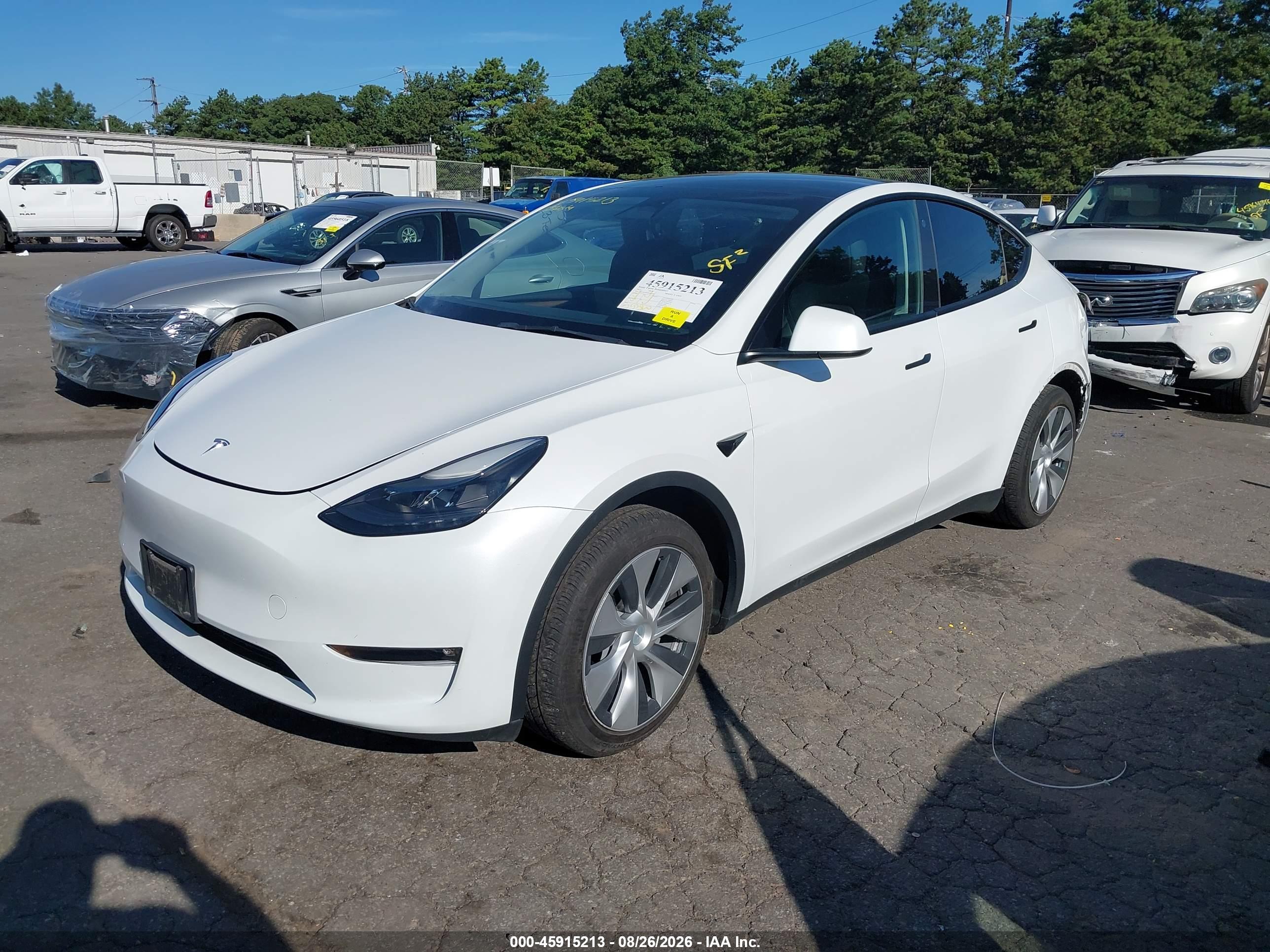 2023 TESLA MODEL Y — I2