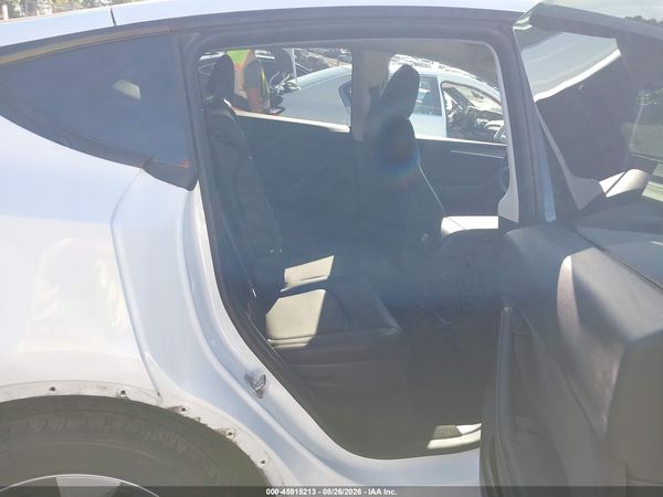 2023 TESLA MODEL Y — I8