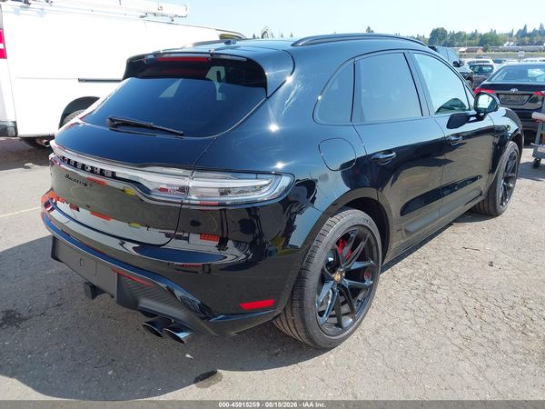 2026 PORSCHE MACAN GTS