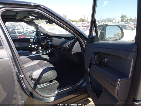 2025 LAND ROVER RANGE ROVER SPORT P360 SE