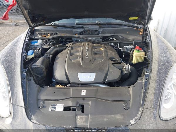 2014 PORSCHE CAYENNE
