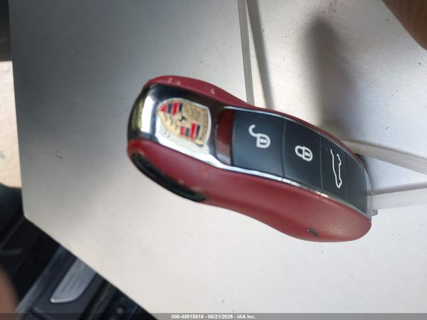 2014 PORSCHE CAYENNE