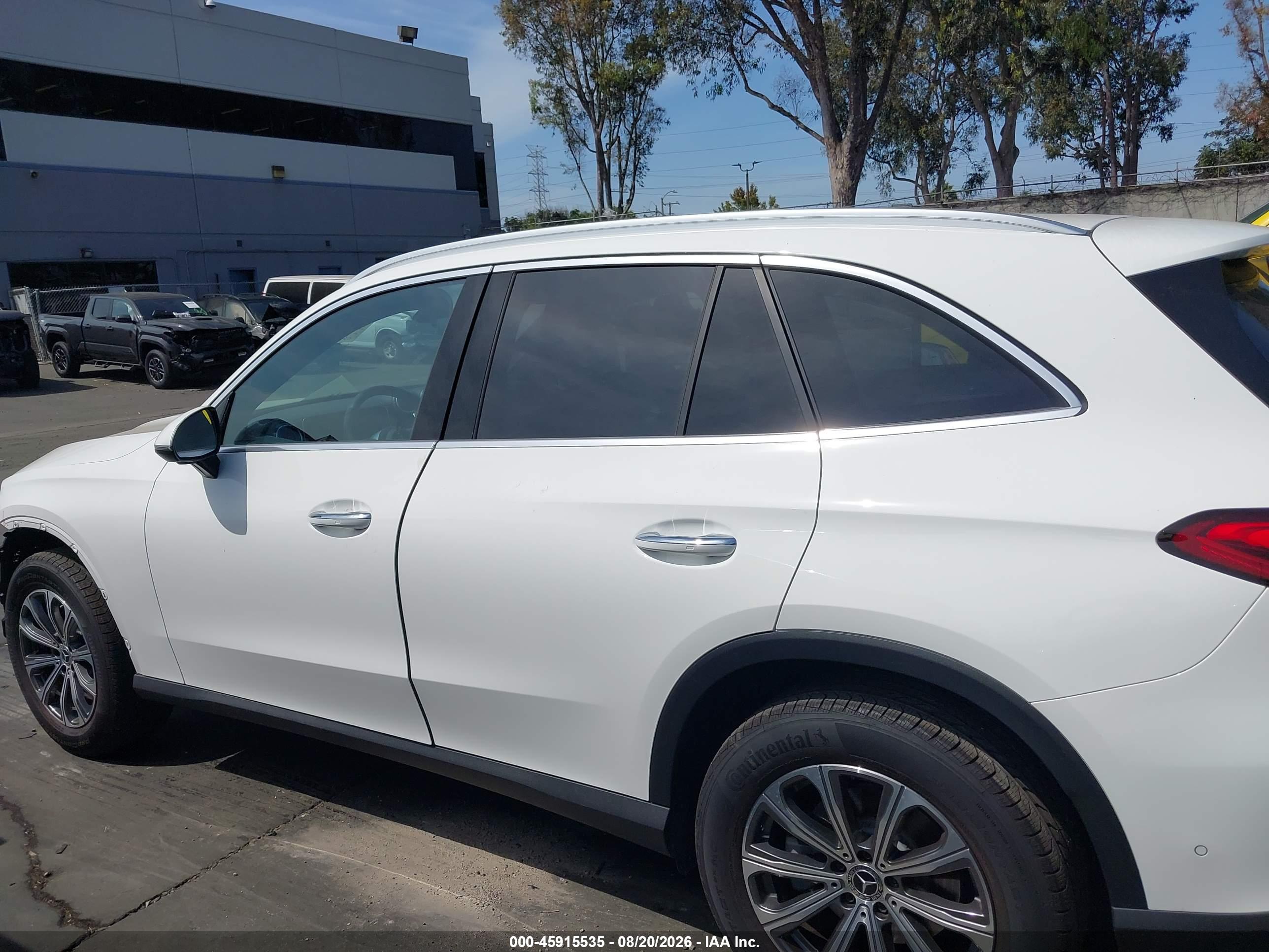 2024 MERCEDES-BENZ GLC 300 SUV