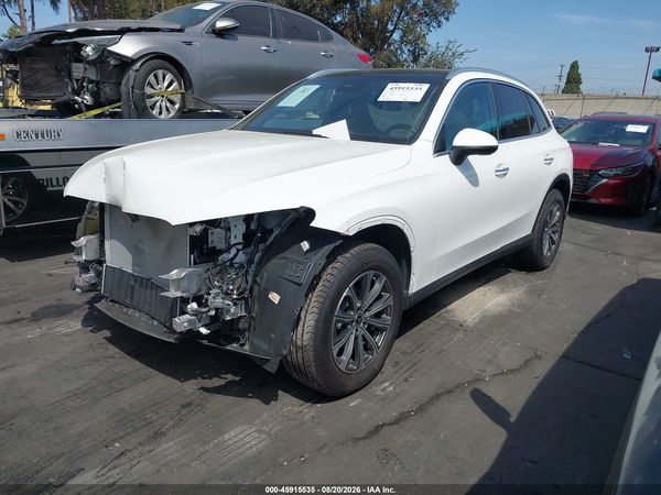2024 MERCEDES-BENZ GLC 300 SUV