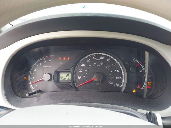 2012 TOYOTA SIENNA LE V6 8 PASSENGER — I7