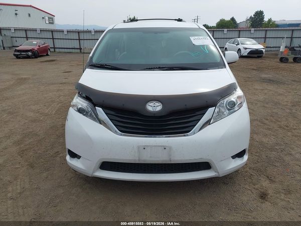 2012 TOYOTA SIENNA LE V6 8 PASSENGER — I115