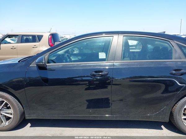 2023 KIA FORTE LXS