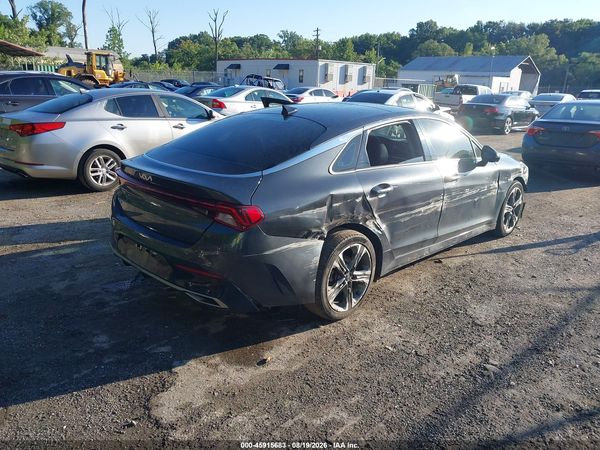 2022 KIA K5 EX