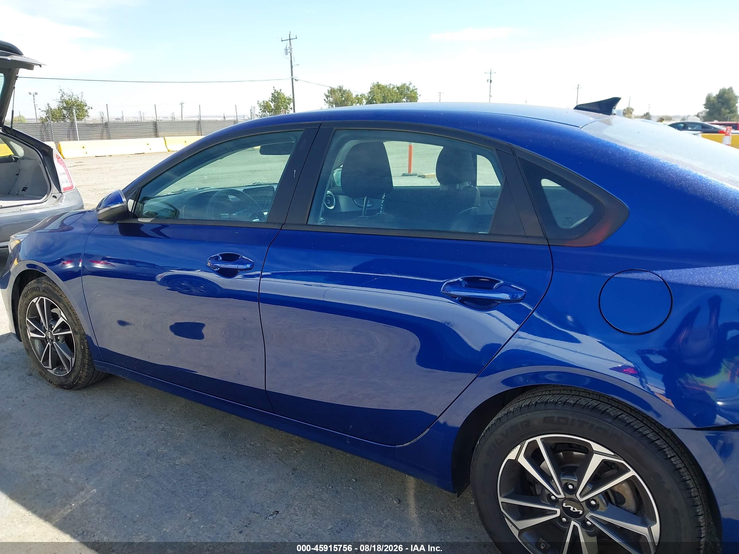 2023 KIA FORTE LXS
