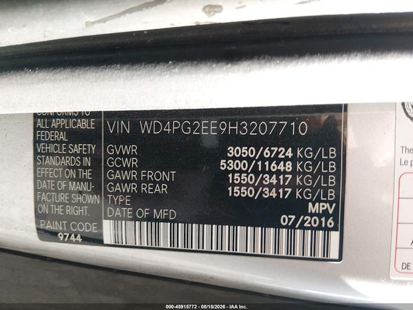 2017 MERCEDES-BENZ METRIS