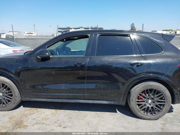 2013 PORSCHE CAYENNE GTS