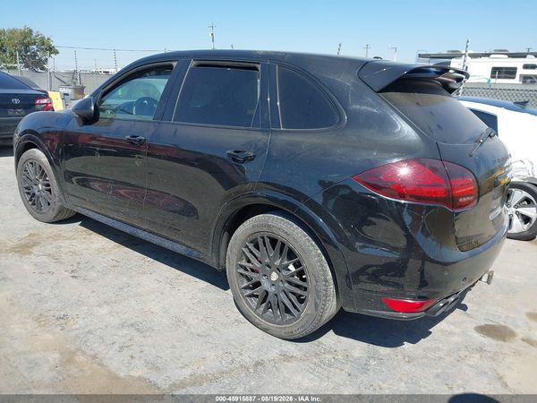 2013 PORSCHE CAYENNE GTS