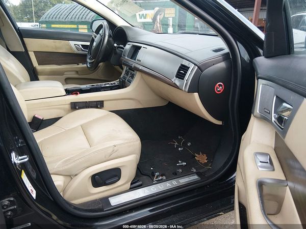 2013 JAGUAR XF I4 T