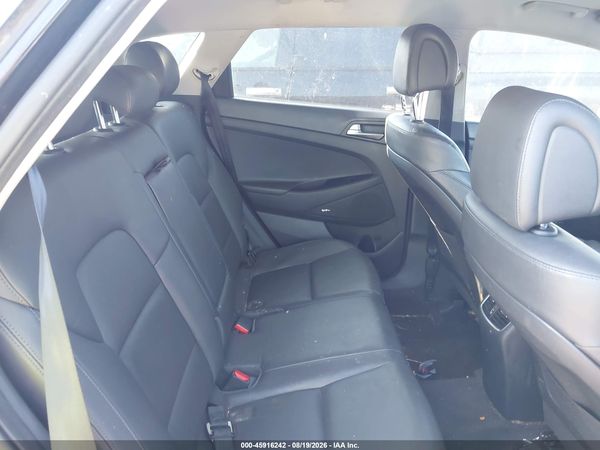 2017 HYUNDAI TUCSON SE PLUS