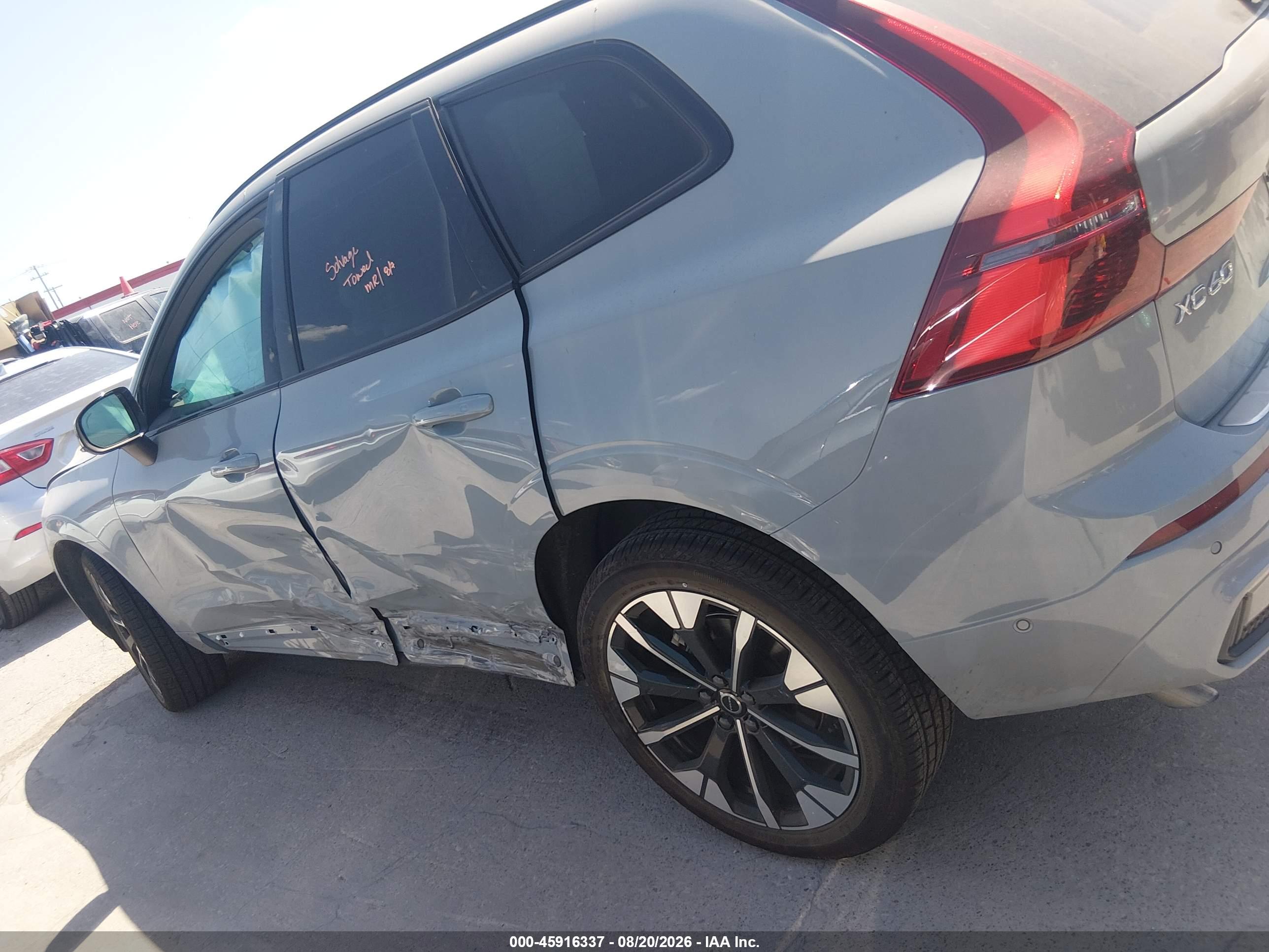 2026 VOLVO XC60 B5 PLUS