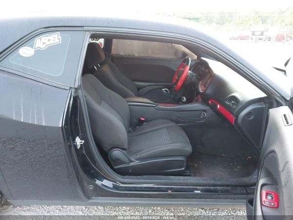 2016 DODGE CHALLENGER R/T — I5