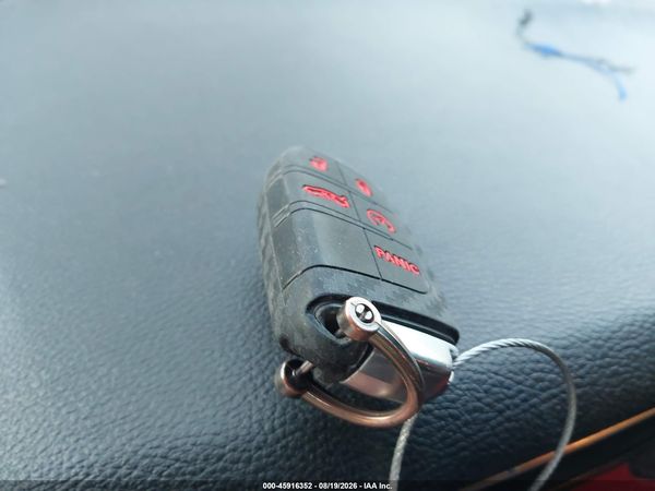 2016 DODGE CHALLENGER R/T — I11