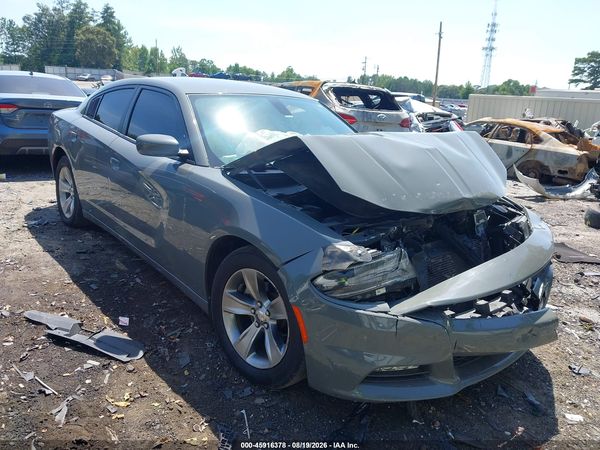 2017 DODGE CHARGER SXT RWD — I1