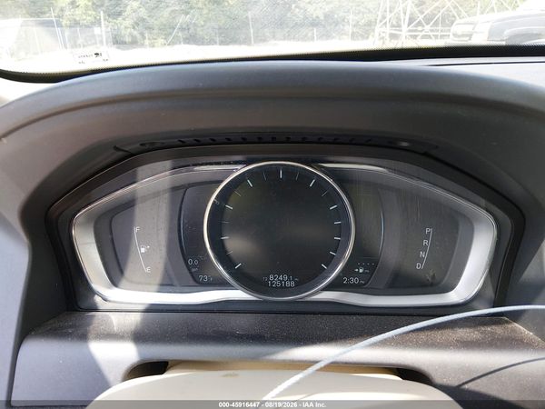 2016 VOLVO XC60 T5 DRIVE-E PREMIER
