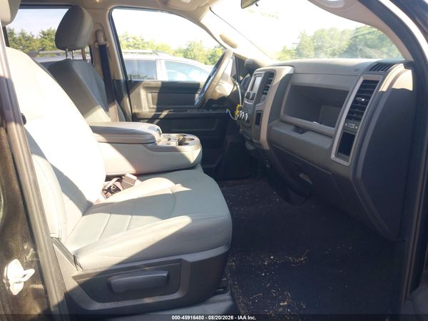 2018 RAM 1500 EXPRESS  4X4 6'4 BOX — I5