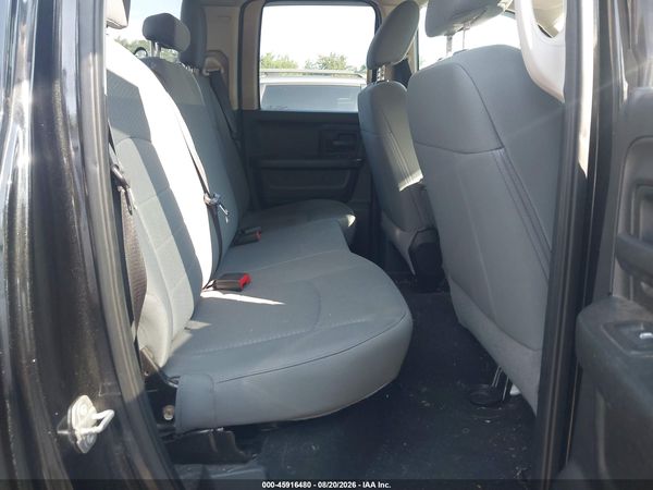 2018 RAM 1500 EXPRESS  4X4 6'4 BOX — I8