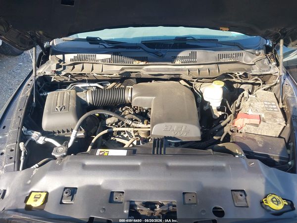 2018 RAM 1500 EXPRESS  4X4 6'4 BOX — I10