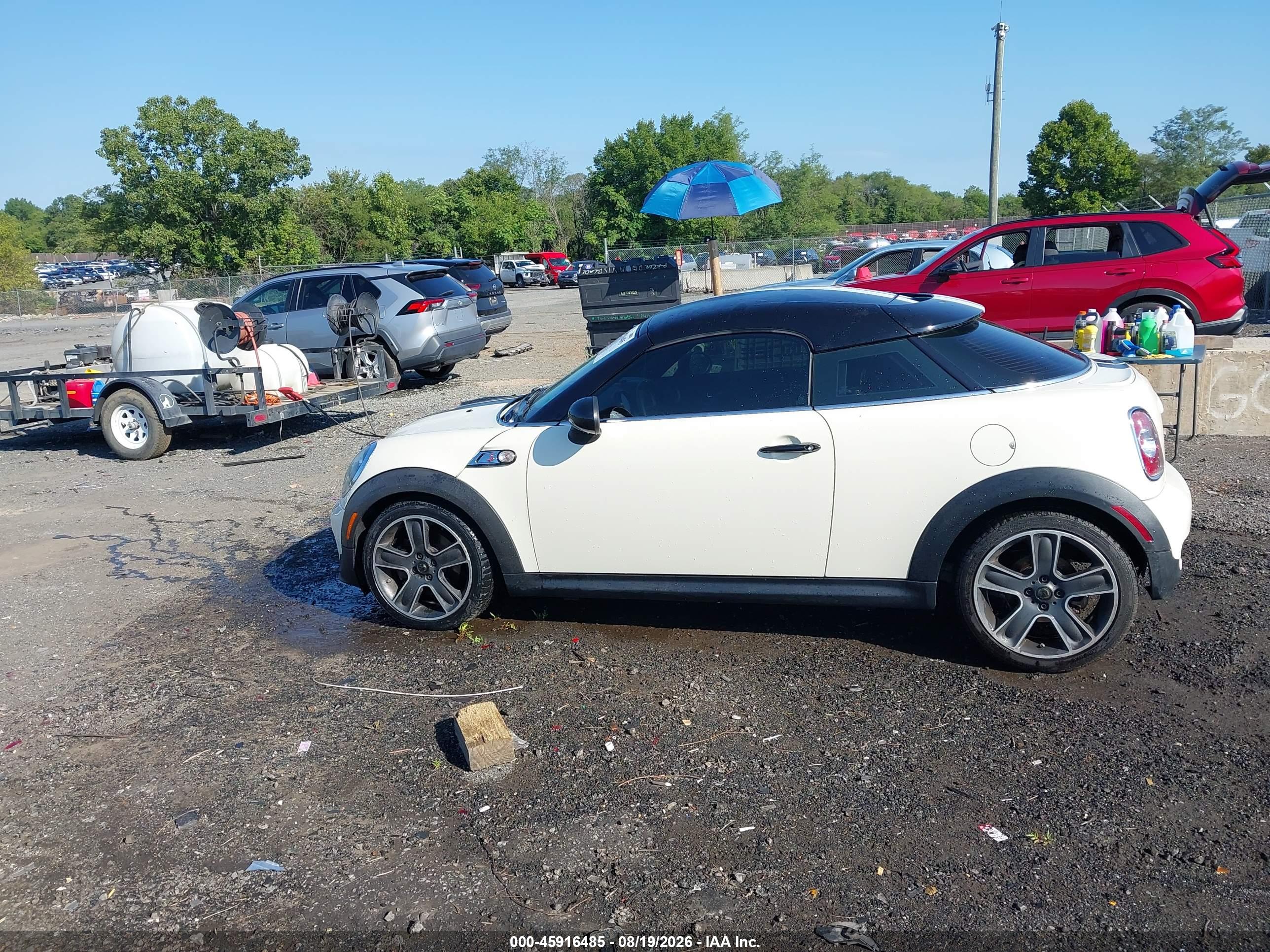 2012 MINI COOPER S