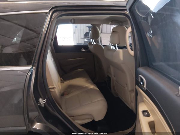2019 JEEP GRAND CHEROKEE LAREDO E 4X4