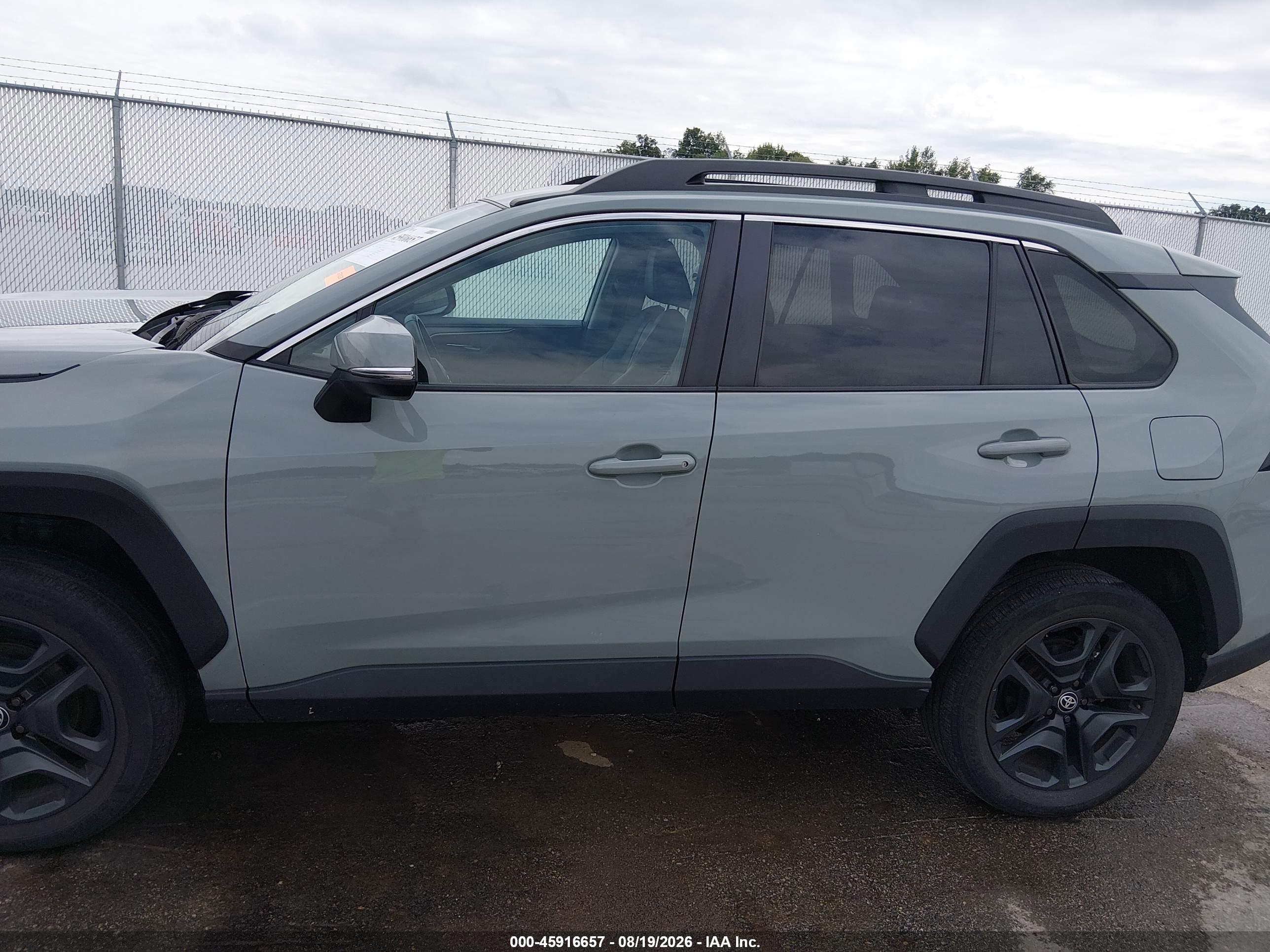 2023 TOYOTA RAV4 ADVENTURE