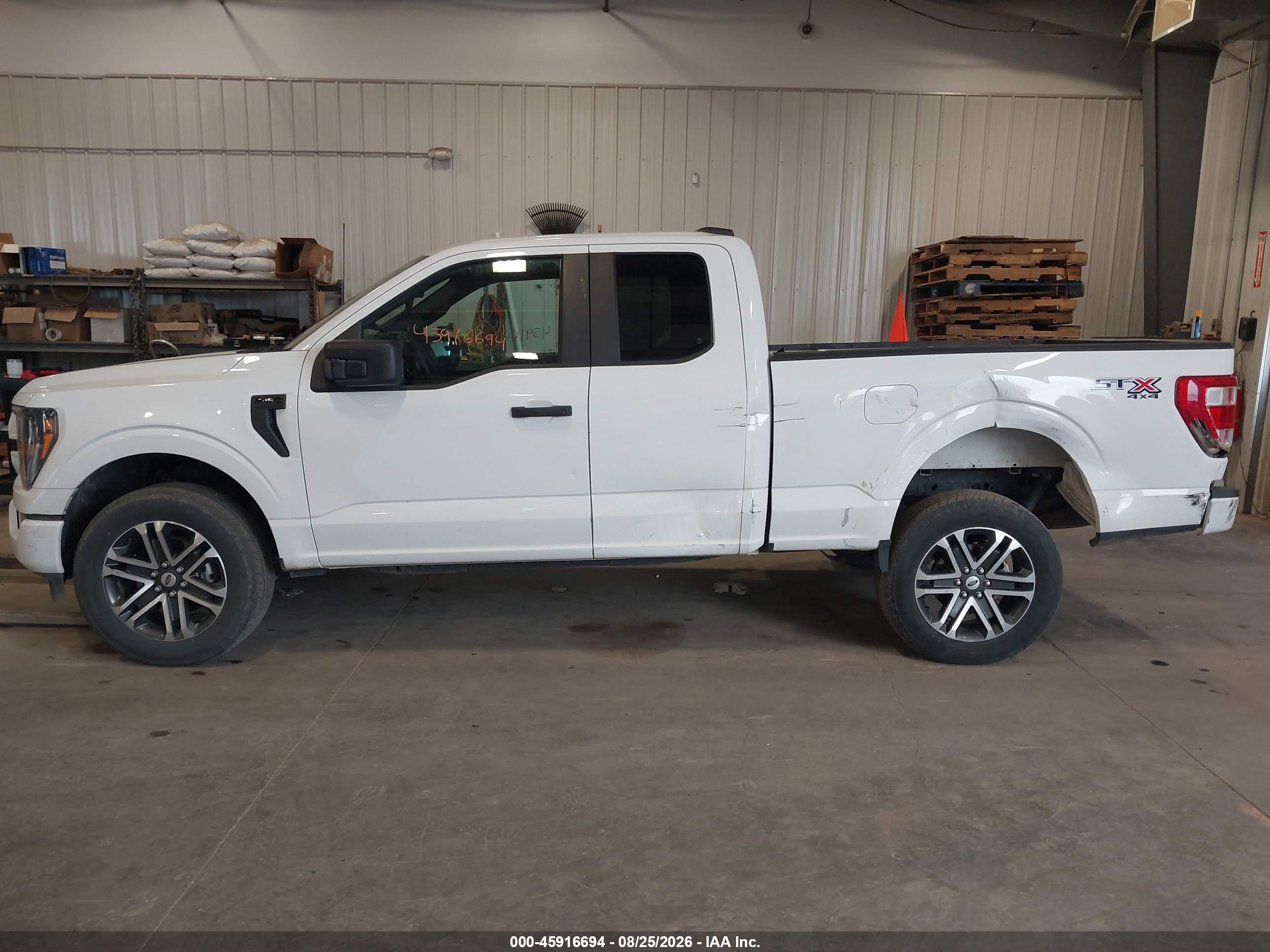 2023 FORD F-150 XL