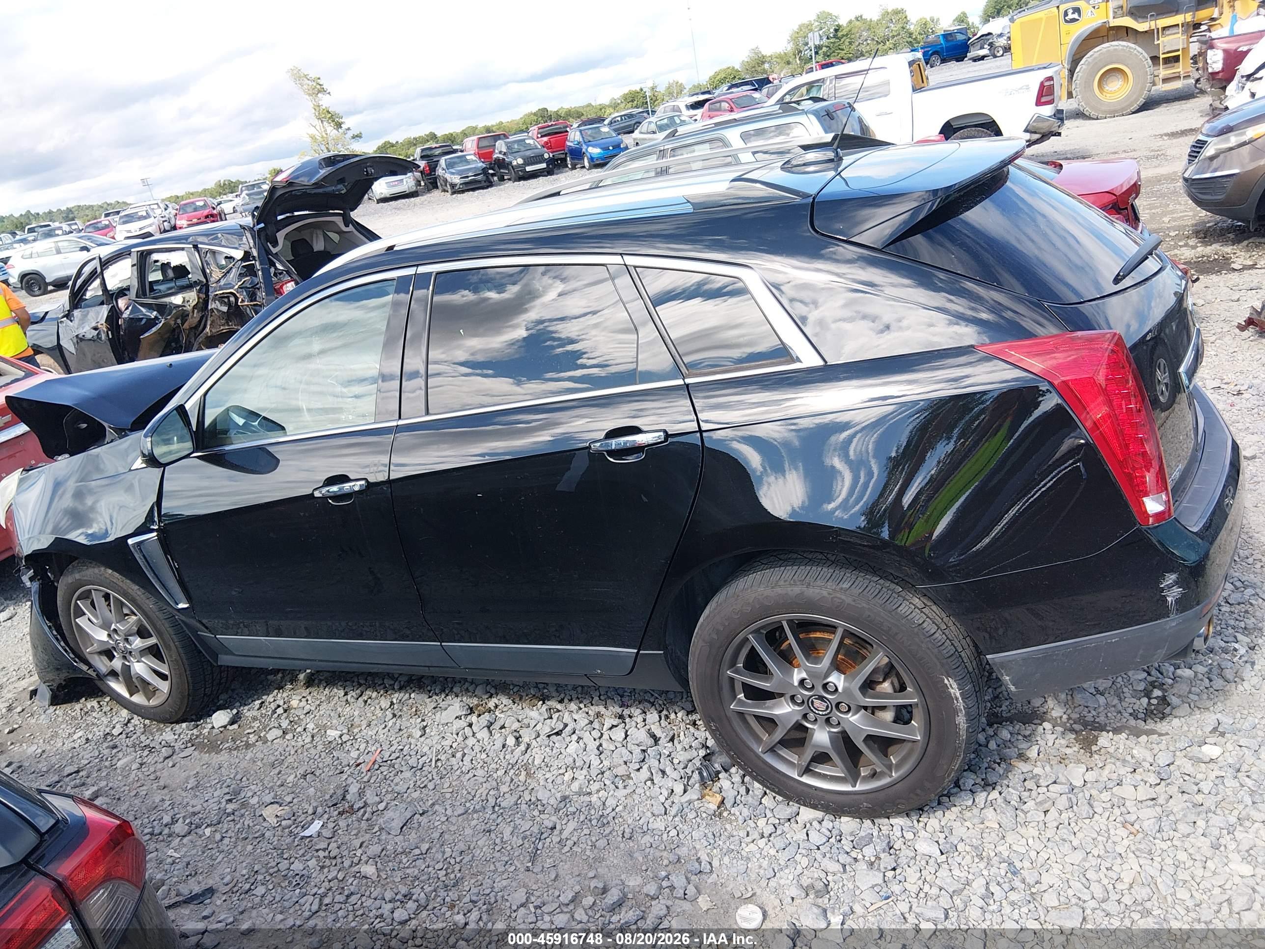 2016 CADILLAC SRX PERFORMANCE COLLECTION