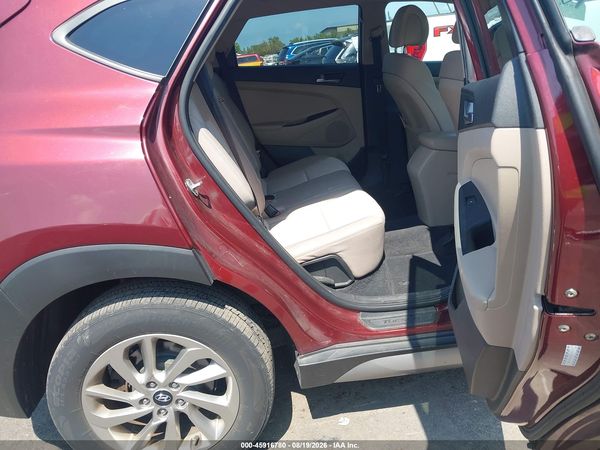 2017 HYUNDAI TUCSON SE
