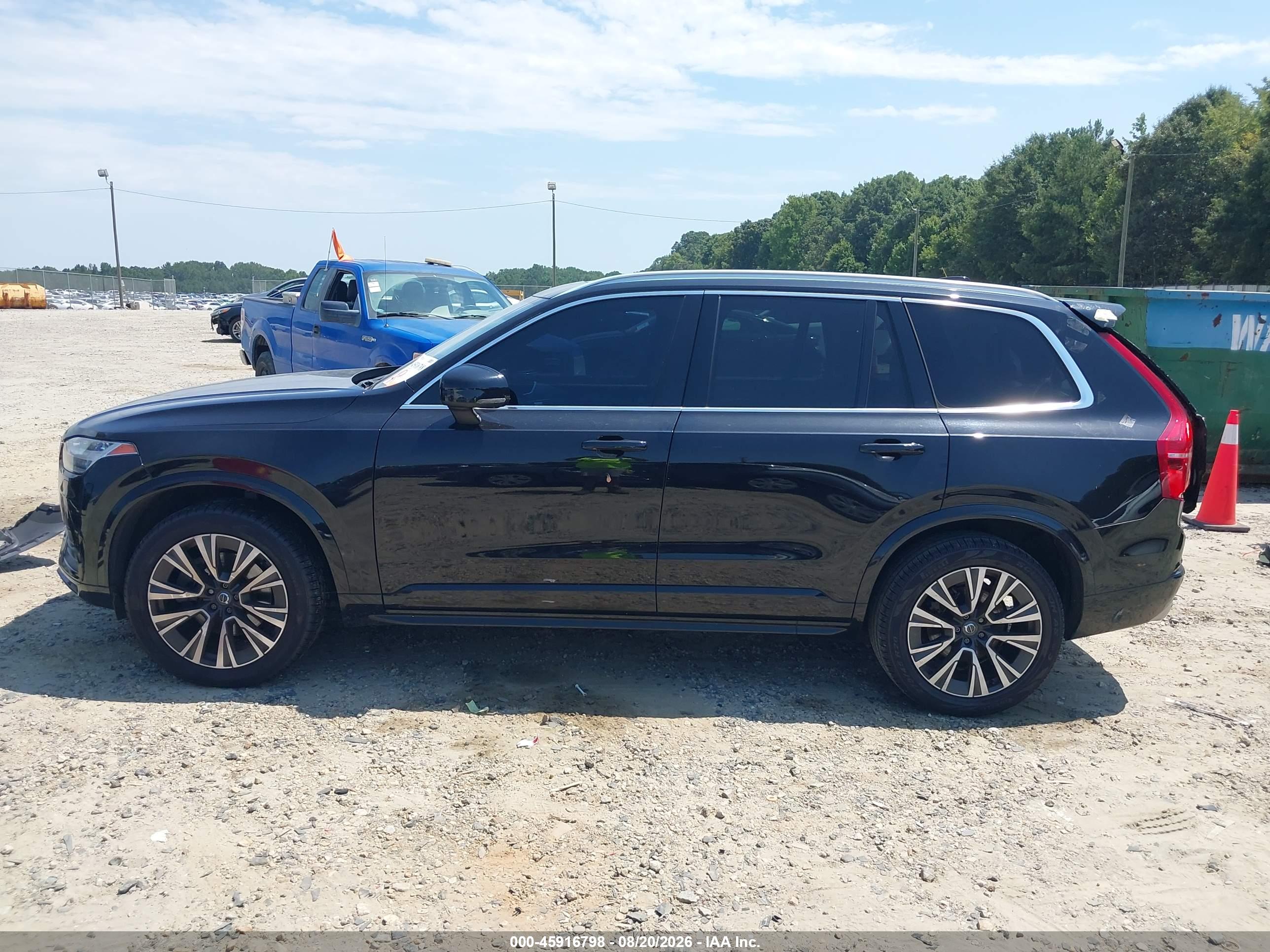 2021 VOLVO XC90 T5 MOMENTUM 7 PASSENGER