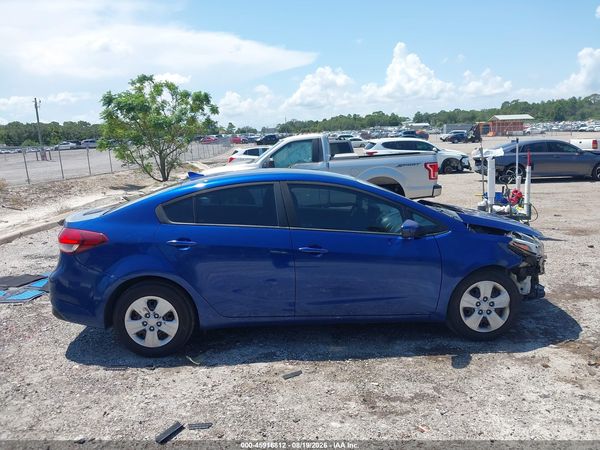 2017 KIA FORTE LX