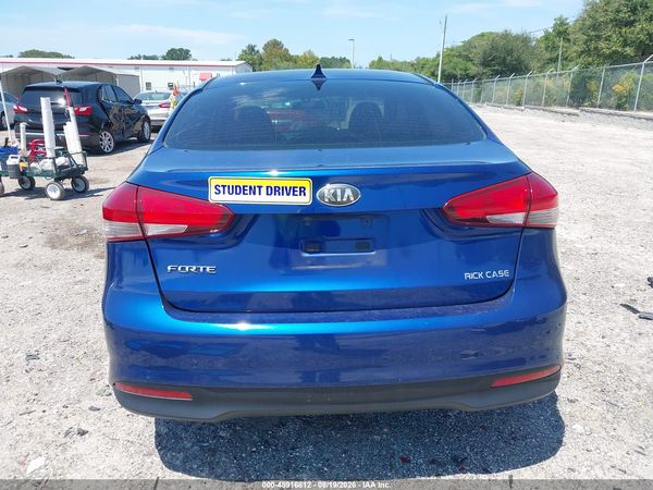 2017 KIA FORTE LX