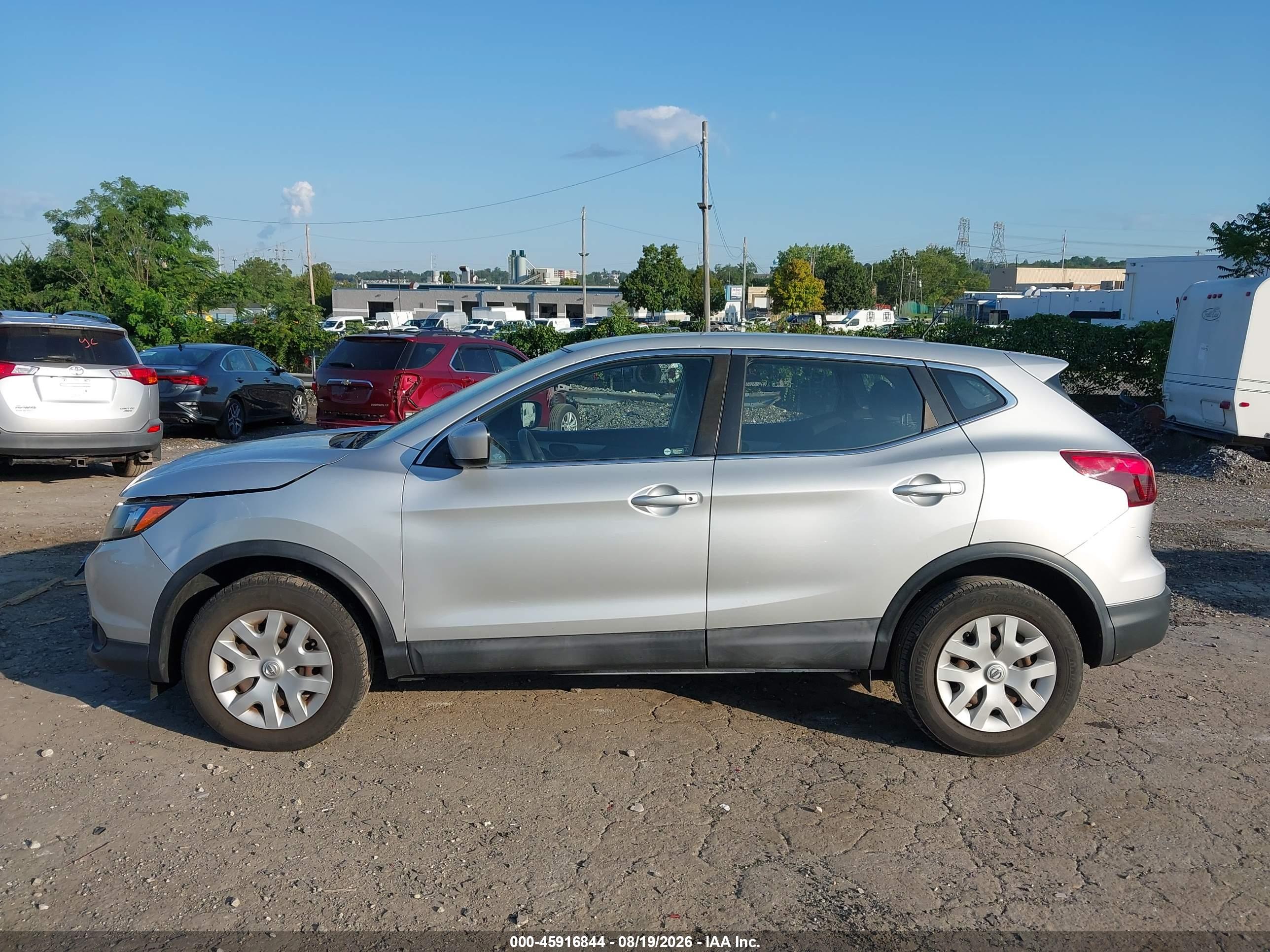 2019 NISSAN ROGUE SPORT S