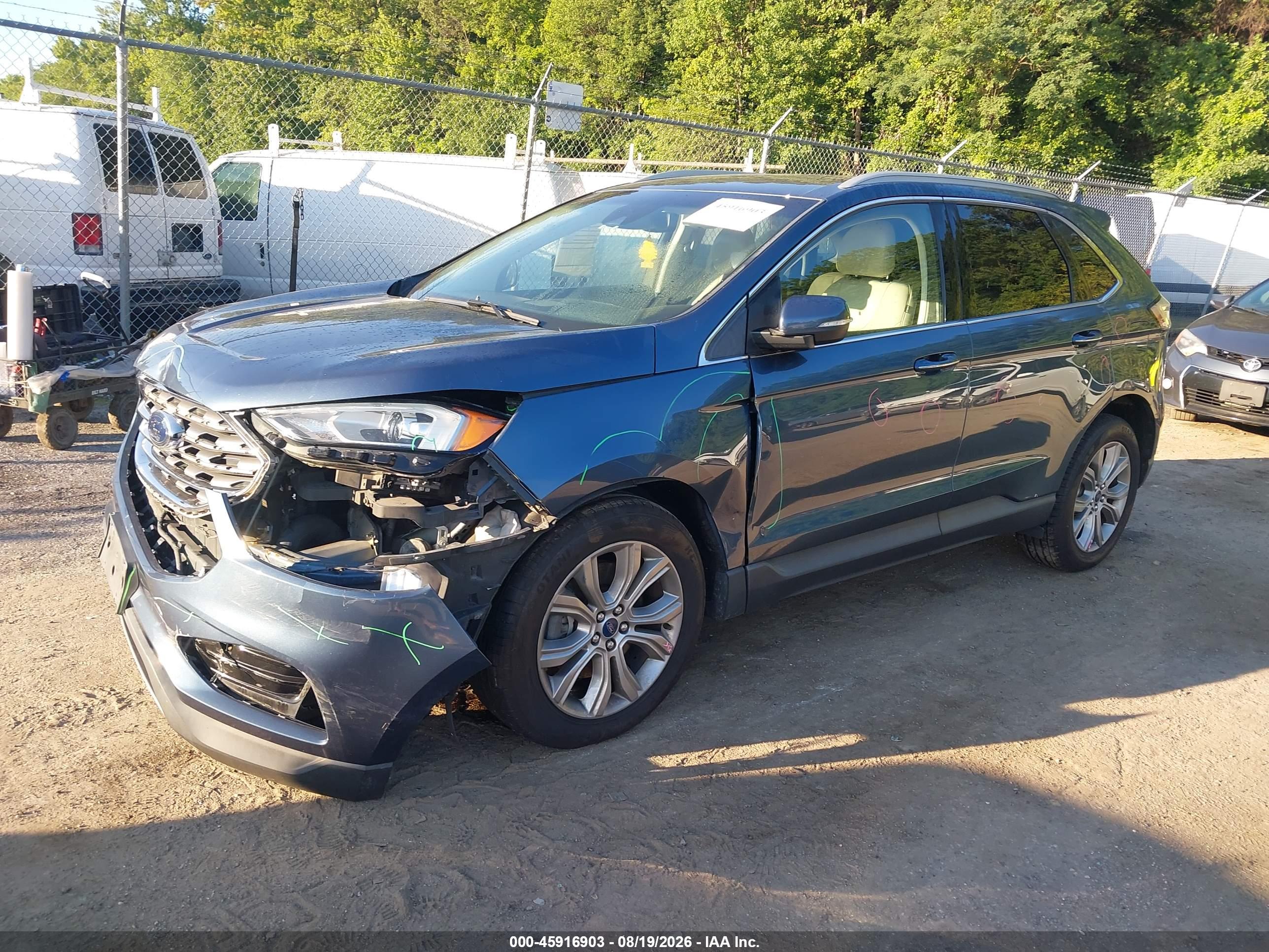 2019 FORD EDGE TITANIUM — I2