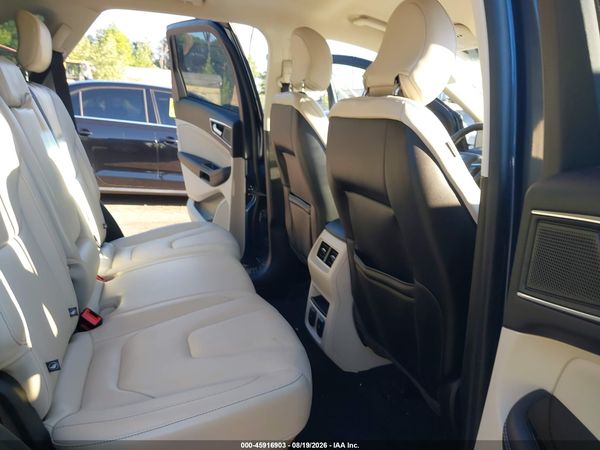 2019 FORD EDGE TITANIUM — I8