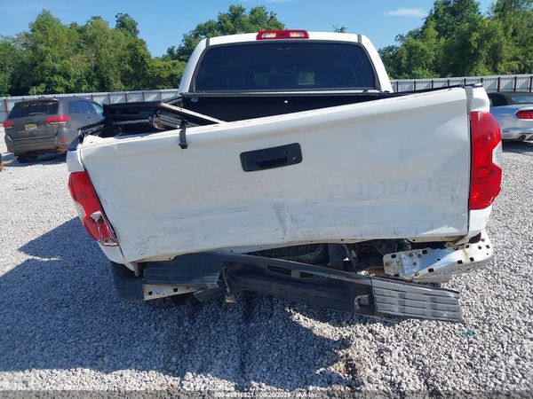 2018 TOYOTA TUNDRA SR5 5.7L V8